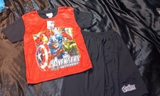 BACK 2 SCHOOL MARVEL AVENGERS ASSEMBLE 2 piece outfit. Size 8. NEW W/TAGS