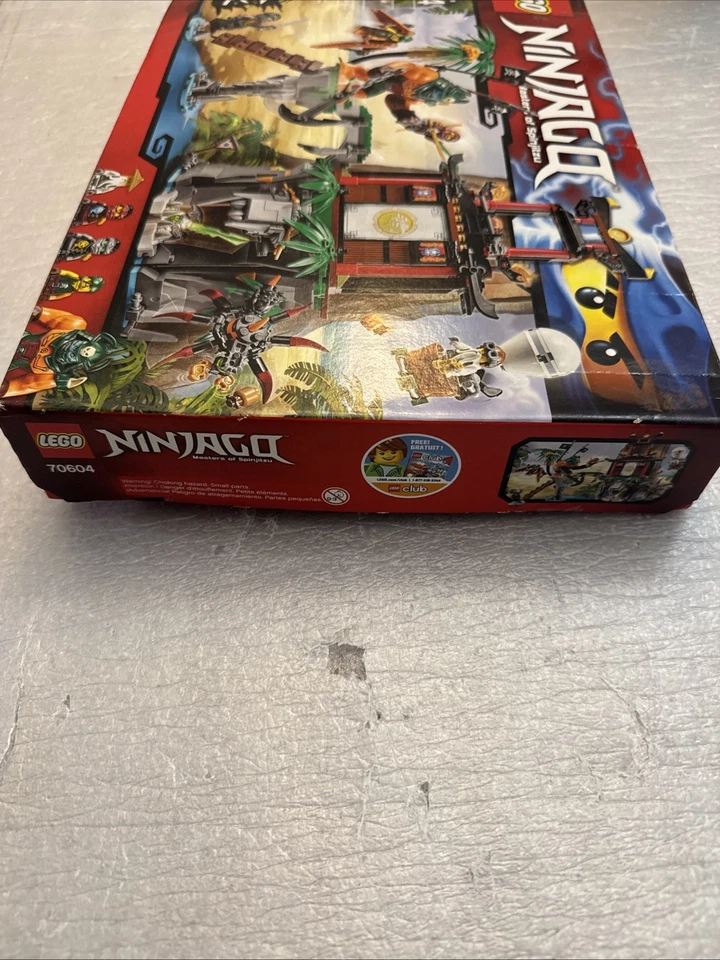 LEGO NINJAGO Tiger Widow Island 70604 BRAND NEW In Box - Image 3 of 4