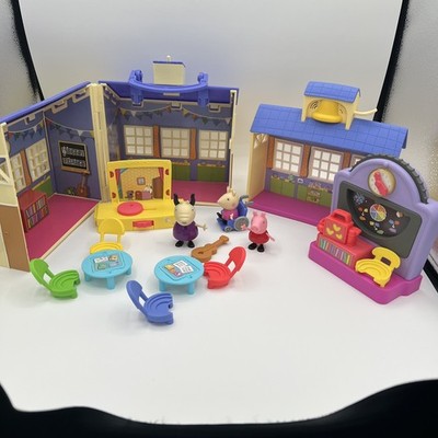 Peppa Pig Peppa s Adventures School Playgroup Preschool Toy Classroom