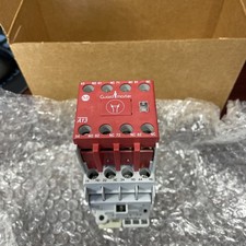 Allen-Bradley 700S-CF440EJC Safety Control Relay, New