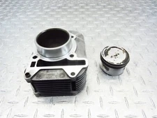 2006 04-09 Piaggio Fly150 Fly 150 OEM Cylinder Barrel Jug Piston Lot