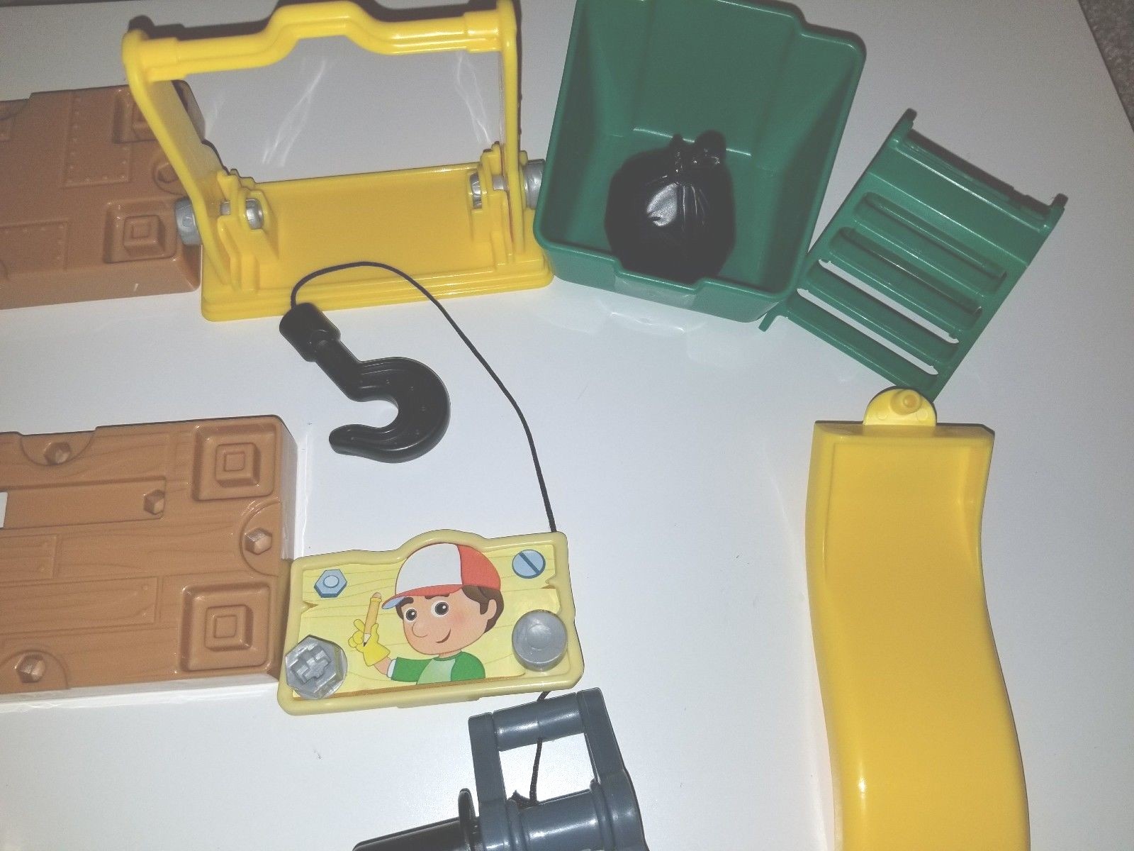 EUC HANDY MANNY LOT LET'S GET TO WORK MANNY & REPAIR SHOP RETIRED 2007 EXC CON eBay
