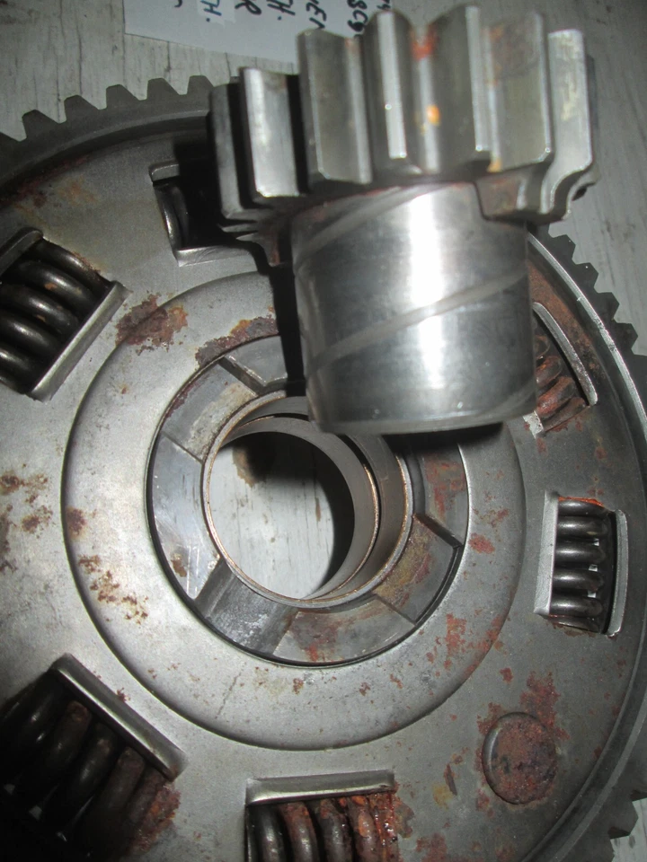 YAMAHA 1973 - 1974 MX360 SC500 ENGRANAJE DR PRIMARIO 363-16150-00-00 363-15631-00-00 Foto 3 de 4