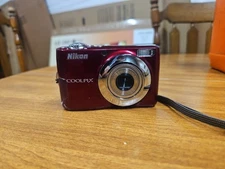 Nikon CoolPix L24 Camera PARTS ONLY Untested 