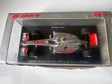Spark McLaren MP4-26 J. Button 2011 F1 diecast 1/43 [Age 13+]
