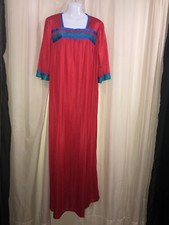 VTG Henson Kickernick Womens Gown Nylon Maxi 3/4 Sleeve RED USA Size L