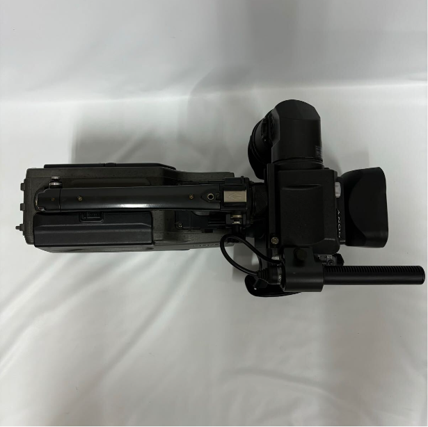 Sony DSR-250 DVCAM Camcorder With Viewfinder- Microphone | eBay Sony DSR-250 DVCAM Camcorder With Viewfinder- Microphone | eBay