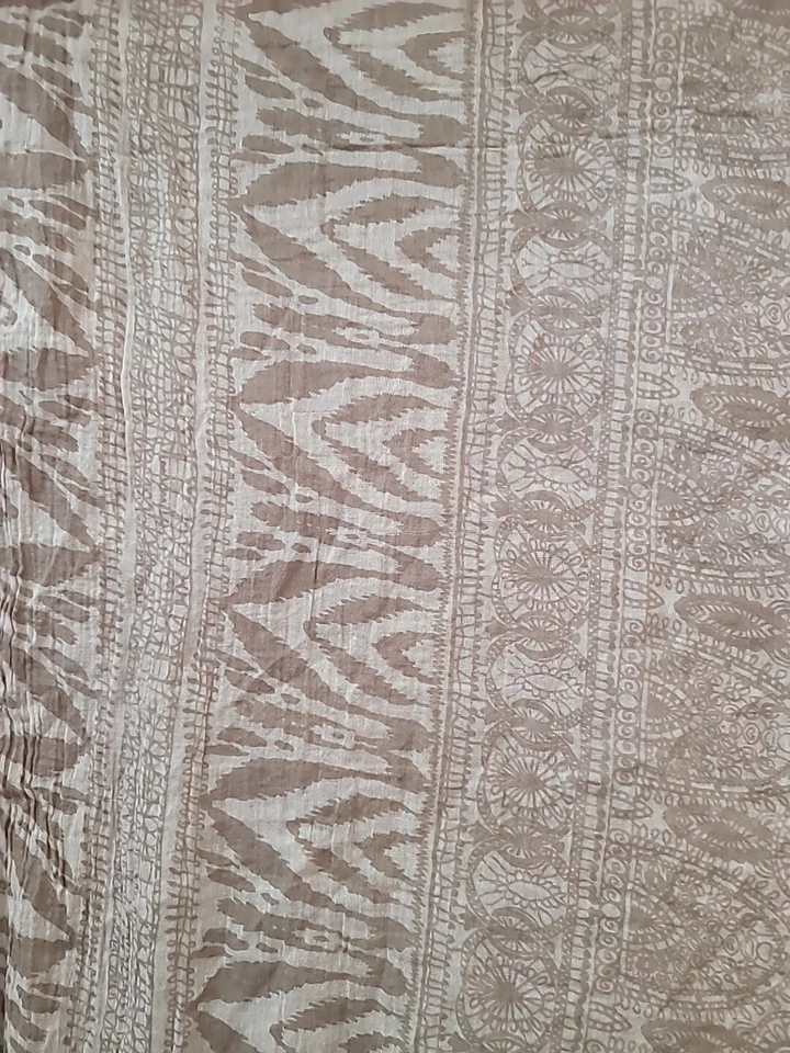  斑马动物印花围巾特大号灰色和米色柔软 67 英寸长 x 38 英寸宽 — 第 4/4 张图片