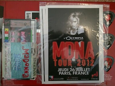 MADONNA REBEL Heart Tour VIP Goodie Bag REBEL HEART TOUR VIP BOOK - VIP BOOK LANYARD & TOTE BAG main image 3