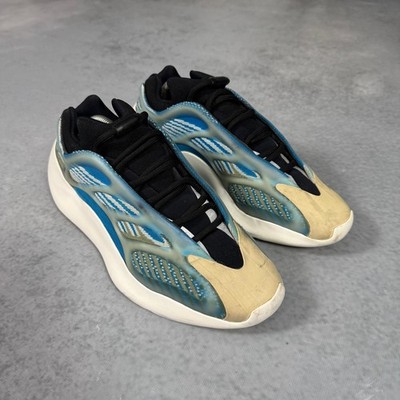 Adidas Yeezy 700 V3 Arzareth Sneaker Blue/Arzareth   Size:  9