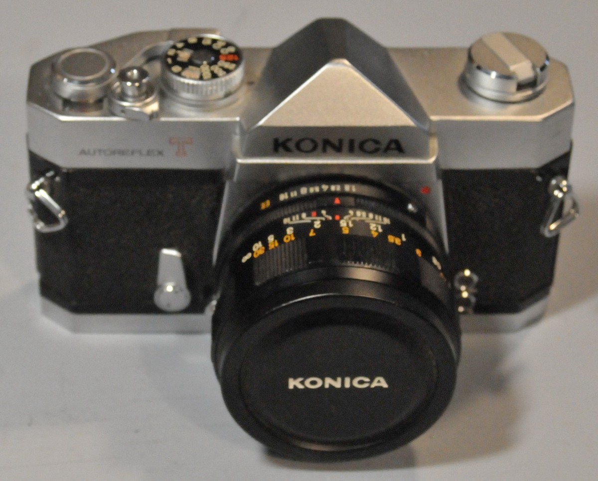 Konica Autoreflex T Camera Konica & Hexanon 52mm F 1.8 Lens, case