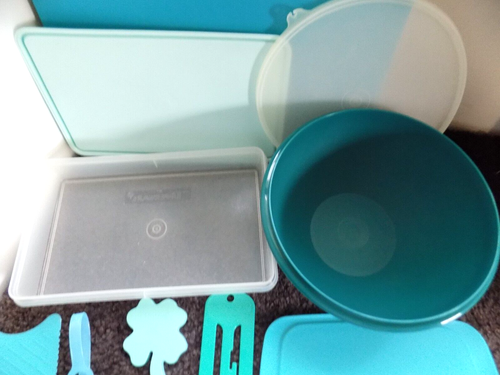 TUPPERWARE LOT ~ Wonderlier Bowl, Jr Cold Cut Keeper, Cutting Board & 7 Gadgets - Picture 5 of 15