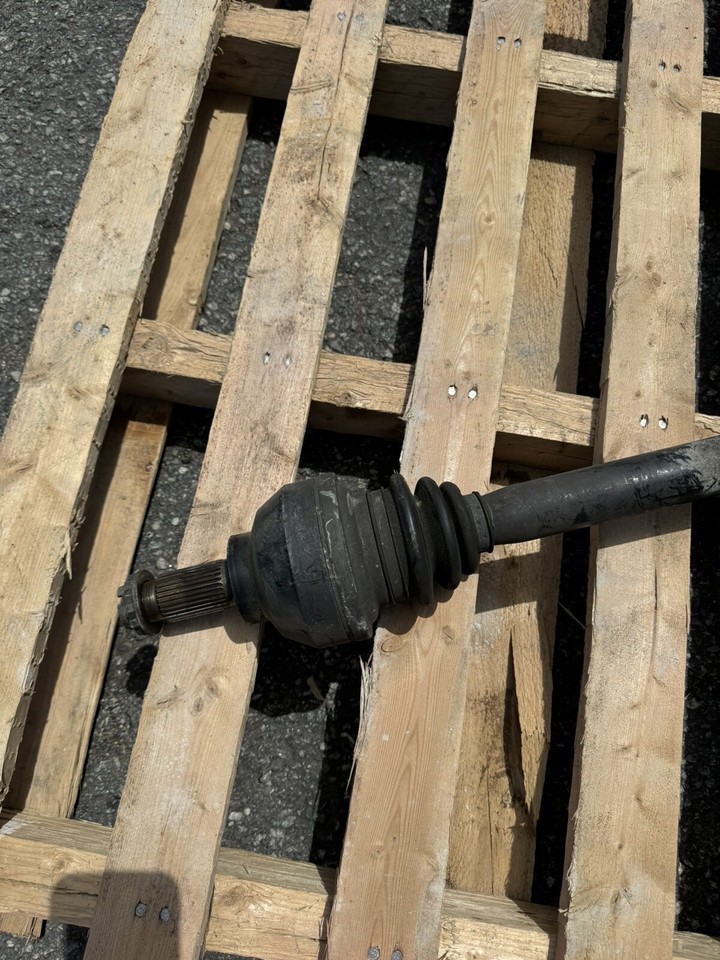 20002003 BMW E39 M5 Factory Rear Axle Half Output Shaft CV w/ Worn CV