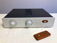 Unison Research Unico Hybrid Stereo Integrated Amplifier Valve-MOSFET + Remote