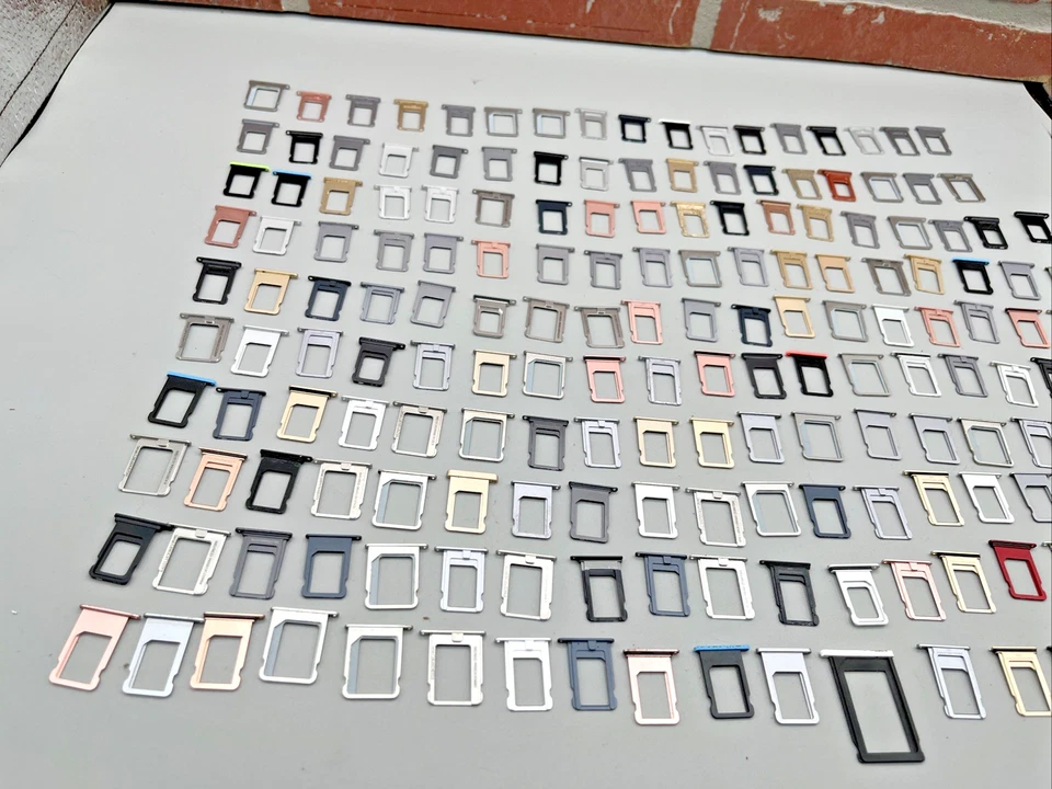 Bandejas para tarjetas SIM iPhone LOTE DE 180 modelos surtidos iphone 1-12 OEM ORIGINAL APPLE Foto 2 de 4