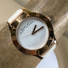 Marc by Marc Jacobs Women MBM1201 Dress Leather Quartz Analog 39mm Watch 7 1/4"