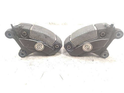 2012 Harley FLTR FLTRU Road Glide Ultra Front Brake Calipers Left Right Pair