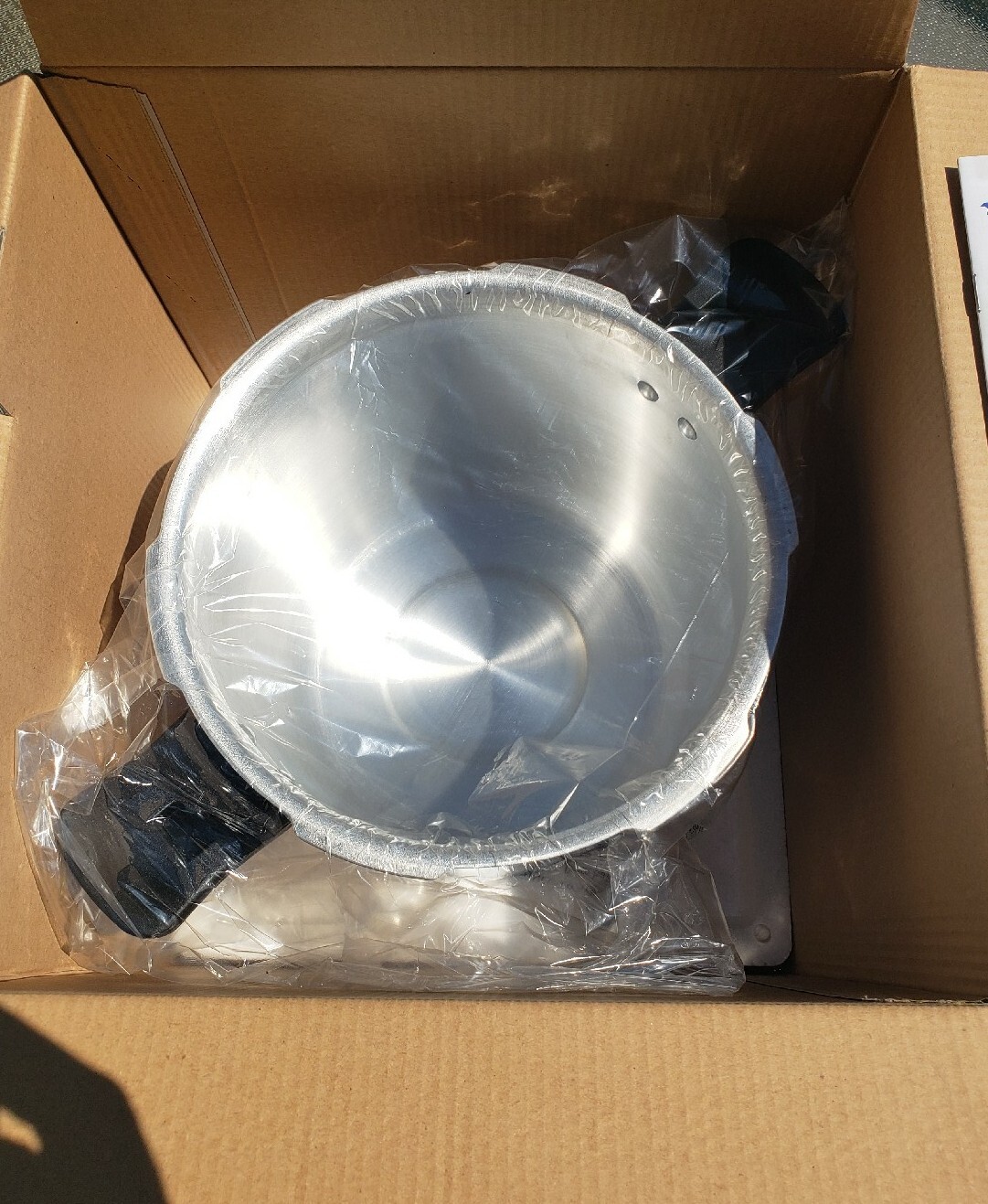 6 Quart ALUMINUM PRESSURE COOKER PHILIPPE RICHARD NEW In Box 