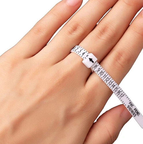 Paquete de 2 herramientas de medición medidoras de anillo de plástico buscador de tamaño de dedo reutilizable 1-17 - Imagen 4 de 5