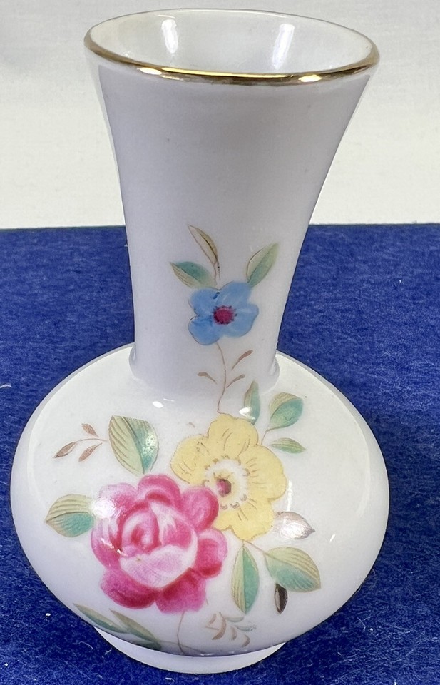 Porcelain White Bud Vases Floral Design 3.75” Flower Bud Vases Set of 2