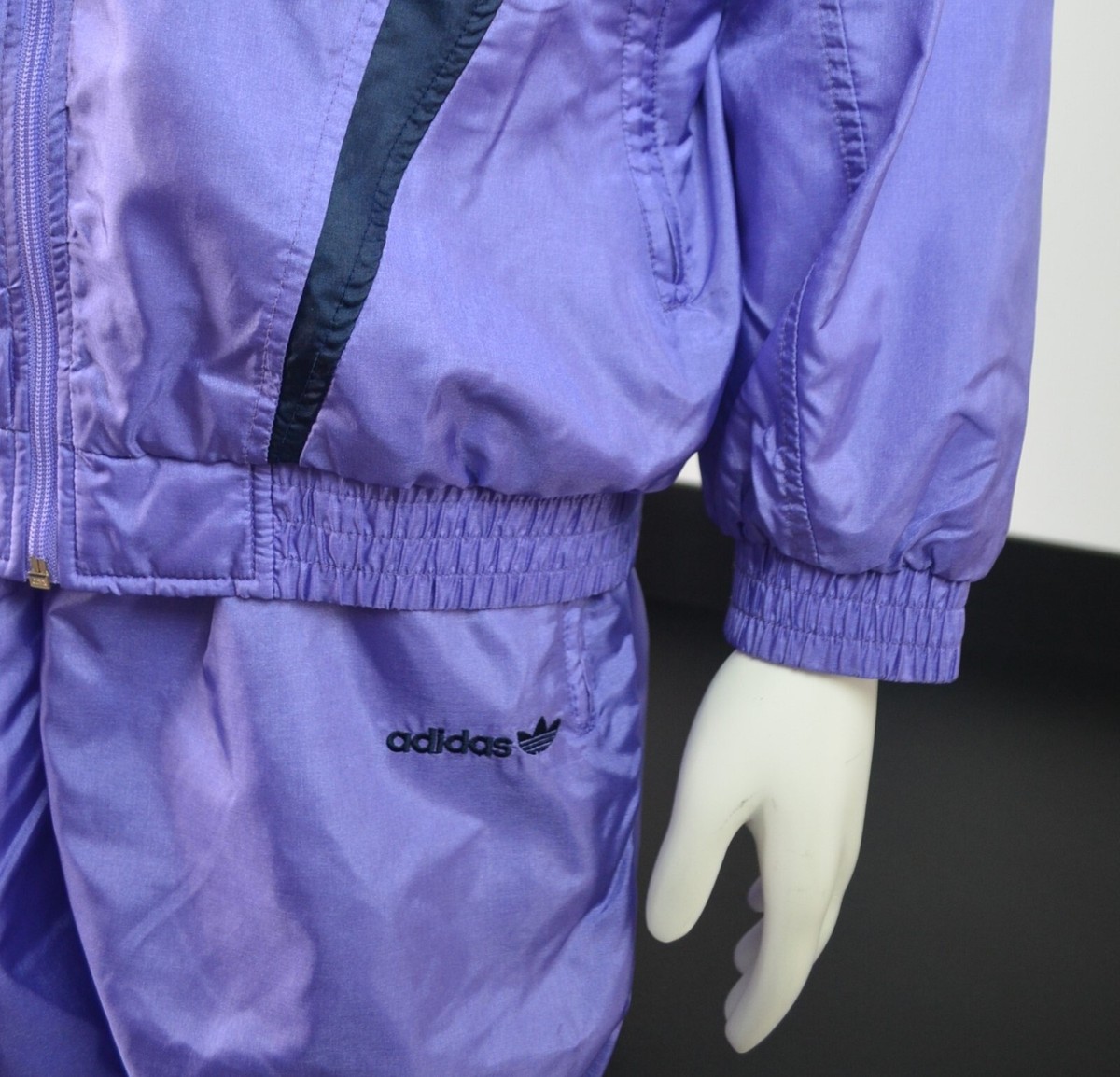 Unisex 80s 90s ADIDAS Full Shell Suit Tracksuit Jacket Lilac Unisex 80s 90s ADIDAS Full Shell Suit Tracksuit Jacket Lilac