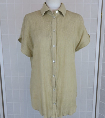 Wynne Layers Blouse Size M Green Sleeveless Crinkle Shell Buttons Side Slits