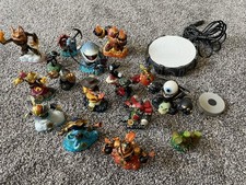 17 Skylanders Lot With Portal Of Power