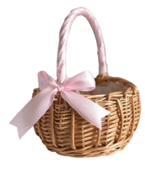 Cesta de mimbre tejida a mano para niña con asa - decoración de boda o hogar Foto 3 de 4