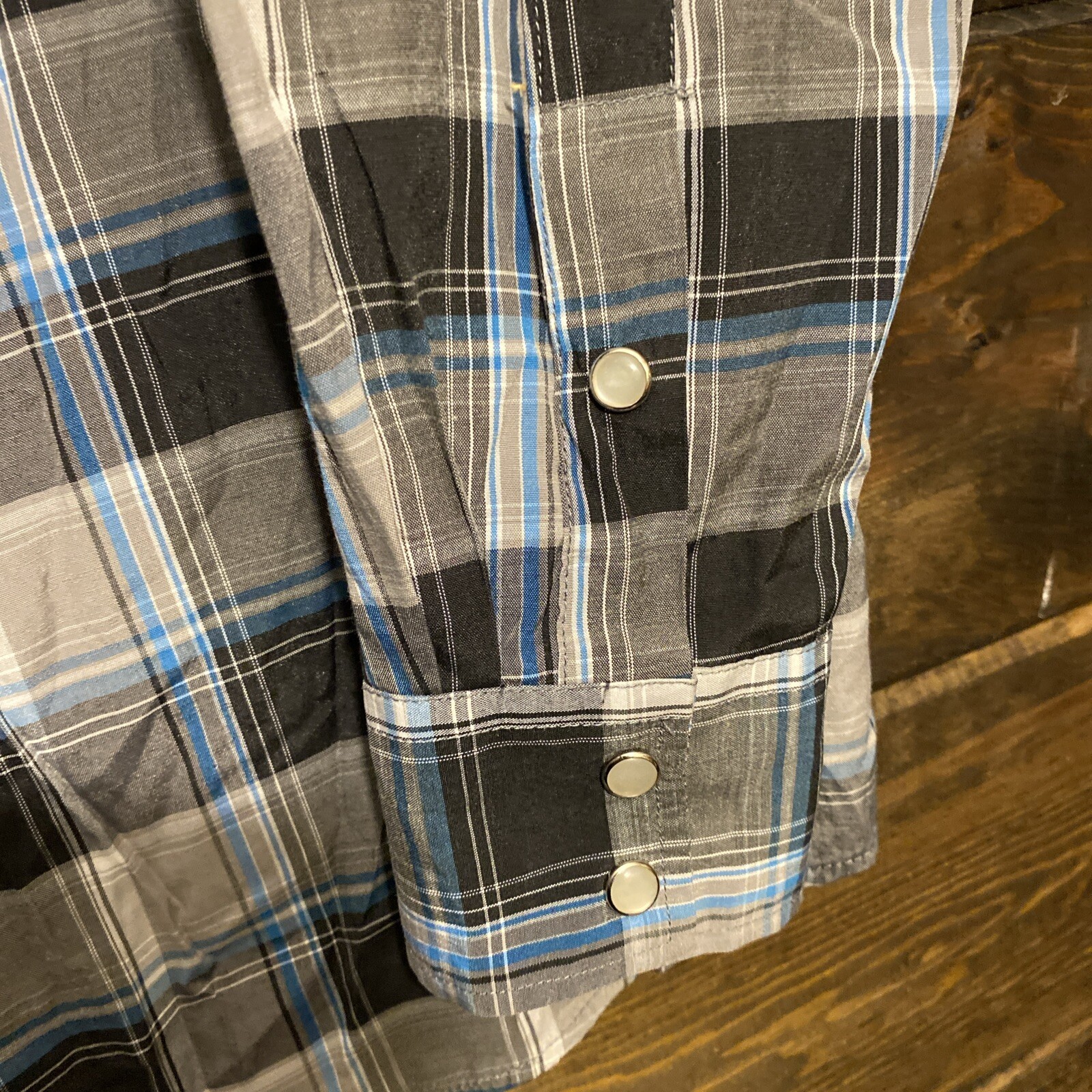 Renegade Pearl Snap Button Up Shirt Size Medium M… - image 5