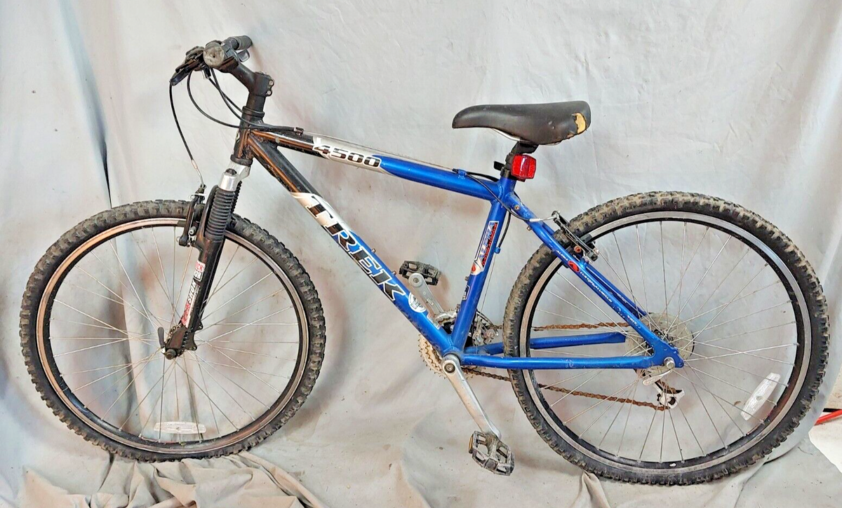 2002 Trek 4500 MTB Bike 16.5