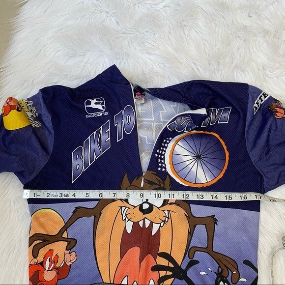 Giordanaサイクルジャージ　ルーニー・テューンズ　デザイン s-l1200.jpg