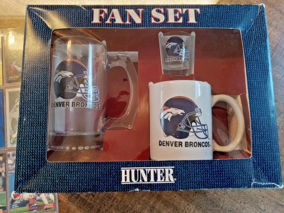 Nuevo juego de ventiladores de los Denver Broncos, tazas de café y cerveza de colección tarjetas coleccionables Foto 2 de 4