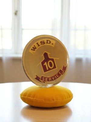 Vintage Wisd Service Pin's - Retro Zubehör aus Sammlung