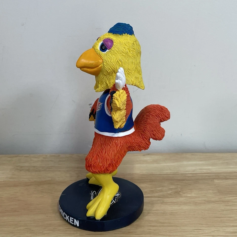 2019 年著名圣地亚哥鸡肉吉祥物摇头公仔教士 SGA 体育场赠品 — 第 3/4 张图片