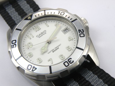 edifice divers watch
