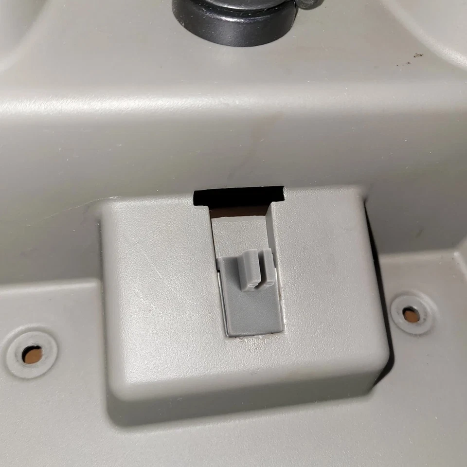 Center Console Cup Holder Clip 88934982 for Chevrolet Silverado Sierra for Tahoe Foto 3 de 4