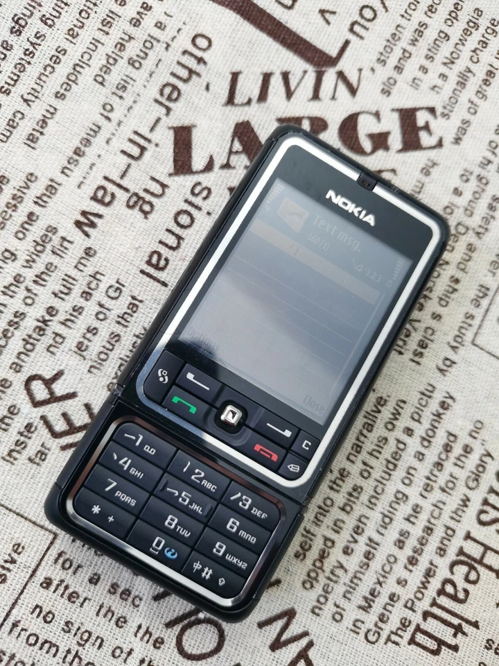 Nokia XpressMusic 3250 - Black (Unlocked) Cellular Phone - Image 4 of 4