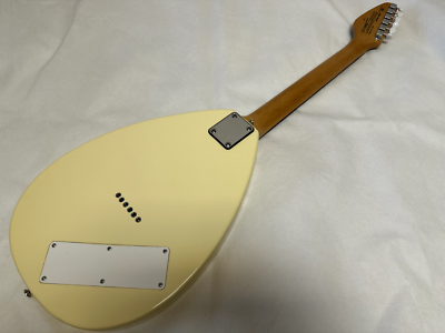 VOX APACHE-1 Teardrop Type Travel Guitar Vintage White Built-in