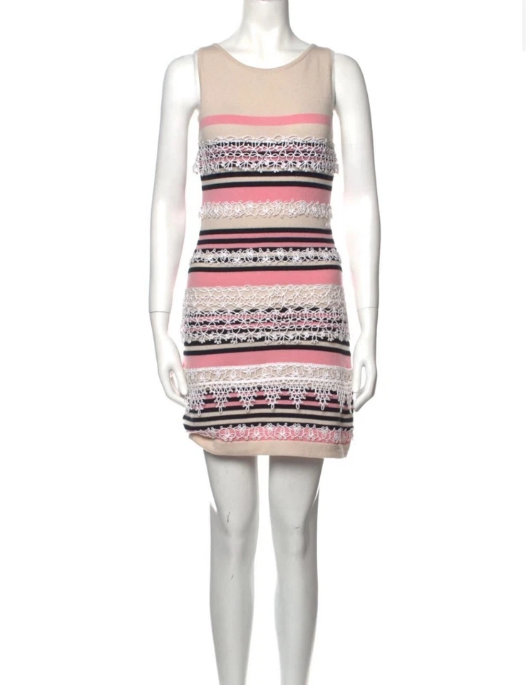 5K Chanel 2011 White Pink Lace Stripe Mini Dress 38 40 42 6 8 10 CC Logo M L - Image 4 of 4