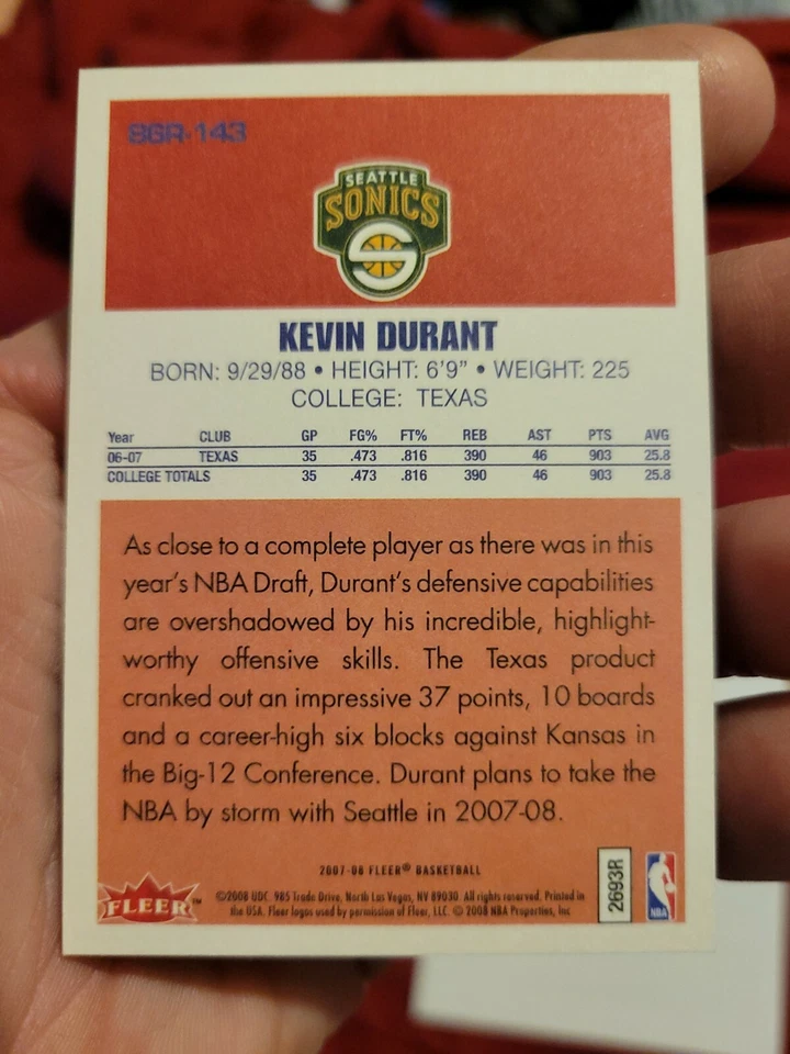 Fleer 1986 Retro Kevin Durant Rookie RC #143 Nets Warriors Supersonics 2007-08 Foto 3 de 3