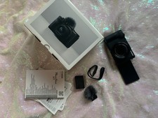 Canon Powershot V1 Compact 4K Video Vlogging Camera Brand New Boxed