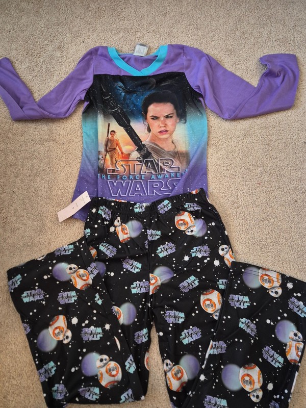 Star Wars Flame Resistant Long Sleeve NWT 2 Piece Polyester PJ Set Size 8