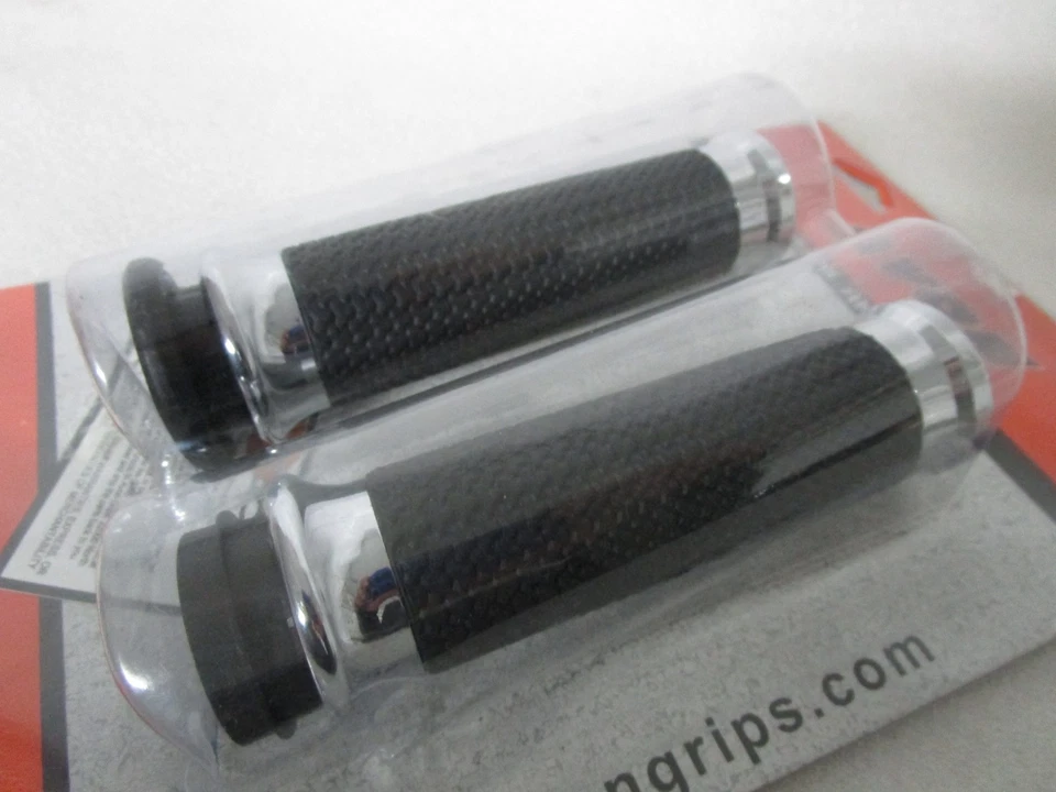 08-23 Harley Touring / 16-23 Softail Avon Foam Vibration Dampening Hand Grips - Image 2 of 4