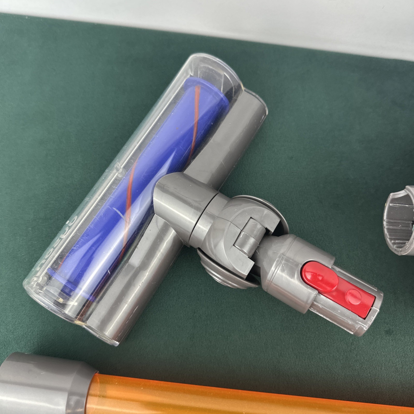 Kids Casdon Dyson Cord Free Handheld Toy Vacuum Cleaner 687-68799 Preowned Works