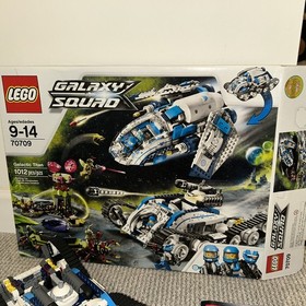 LEGO Galaxy Squad 70709 Galactic Titan Incomplete with Box & Manuel No Minifigs