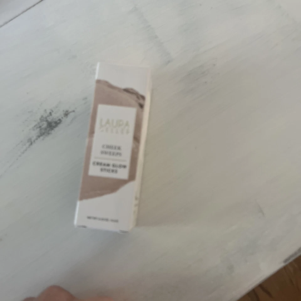 Laura Geller Barredores de Mejillas Crema Brillo Stick - Tú eliges el tono - Nuevo en Caja Foto 4 de 4