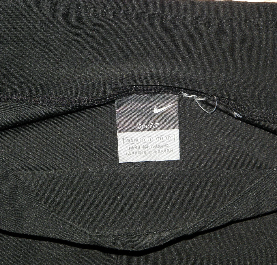 Pantalones NIKE para mujer XS (0-2) negros Dri Fit ajuste regular elásticos para correr Capris Y2K Foto 3 de 3
