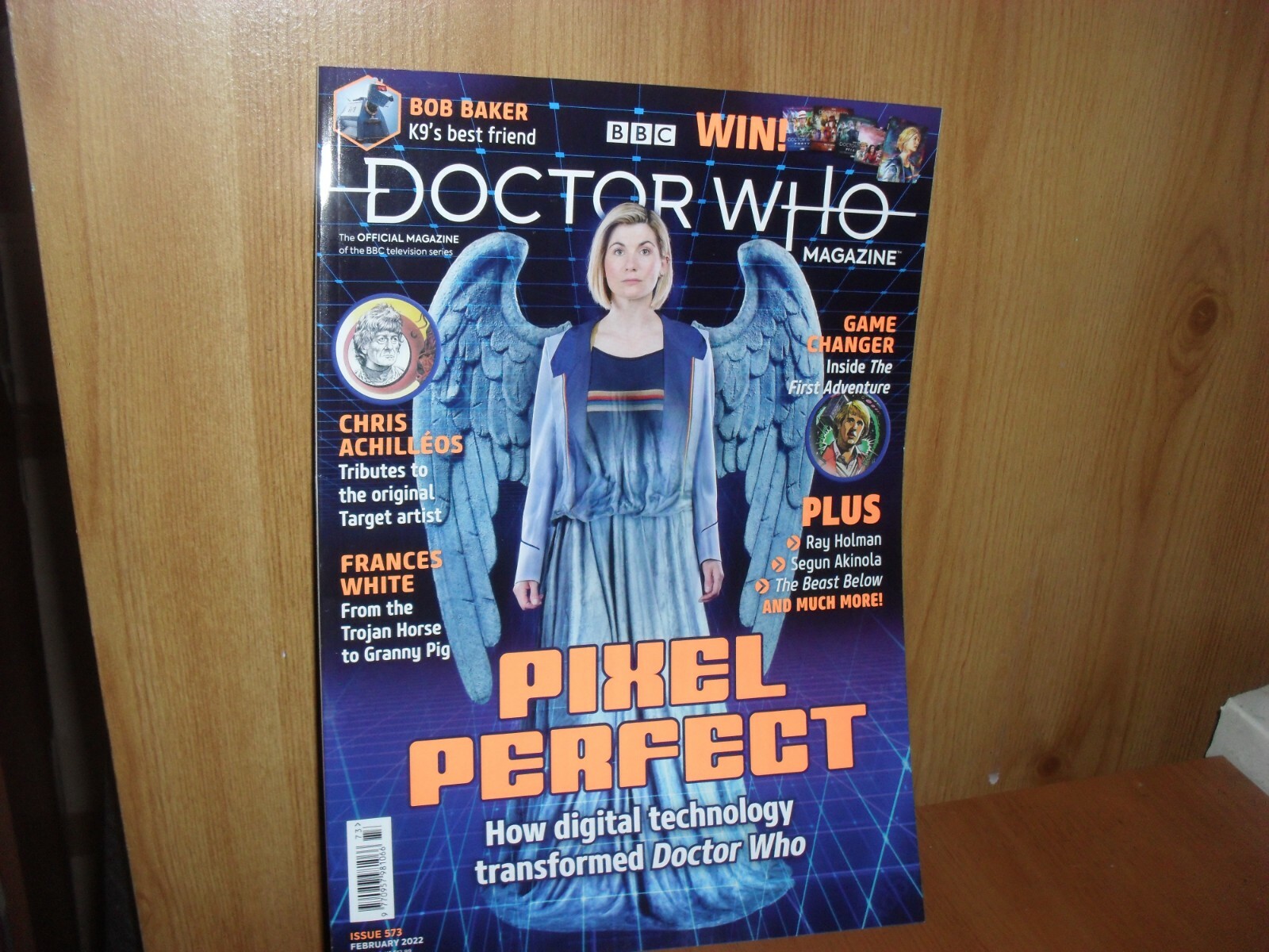 DOCTOR WHO MAGAZINE FEBRUARY 2022 (ISSUE 573) NEW