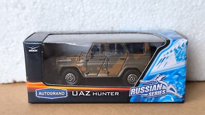 1:64 AUTOGRAND UAZ HUNTER GREEN BROWN CAMOUFLAGE USSR Diecast TOY