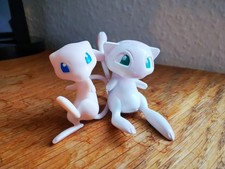Pokemon Mew Figure x 2 